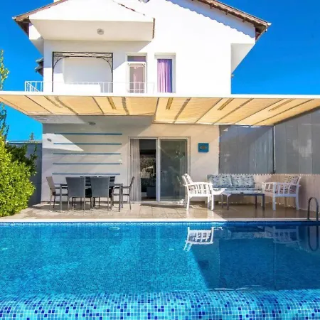 ヴィラ Calis 3 Bedroom With Private Pool Hot Tub *