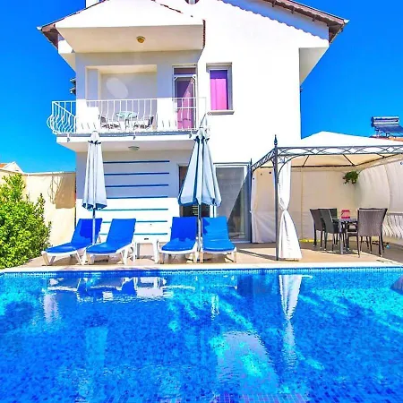 Calis 3 Bedroom With Private Pool Hot Tub * Фетхие