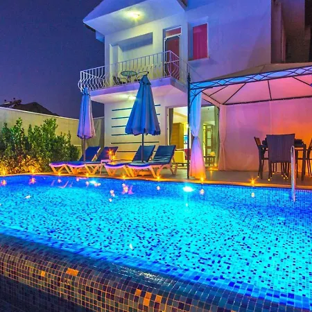 Calis 3 Bedroom With Private Pool Hot Tub * Фетхие