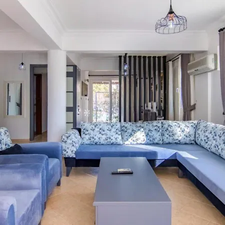 Calis 3 Bedroom With Private Pool Hot Tub Вилла *