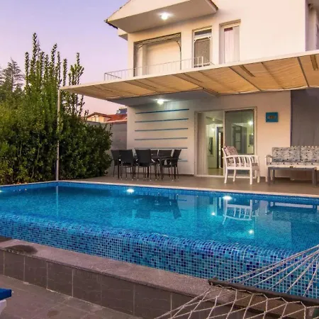 Вилла Calis 3 Bedroom With Private Pool Hot Tub *