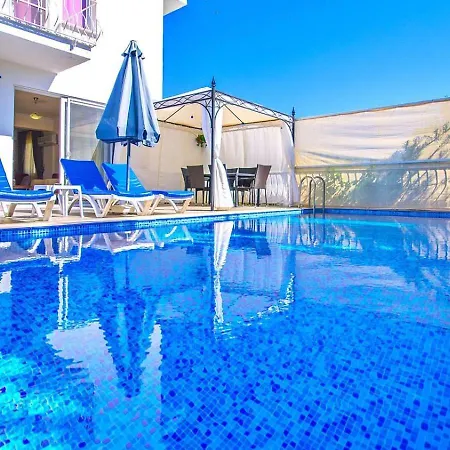 Calis 3 Bedroom With Private Pool Hot Tub * Фетхие