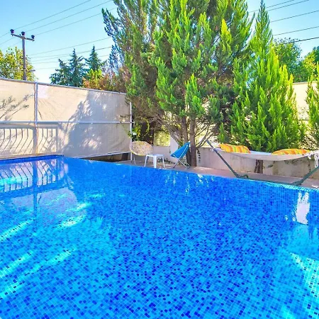Calis 3 Bedroom With Private Pool Hot Tub Фетхие