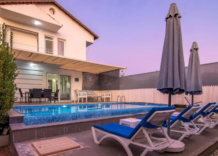 Calis 3 Bedroom With Private Pool Hot Tub * Fethiye