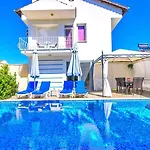 Calis 3 Bedroom With Private Pool Hot Tub * Fethiye