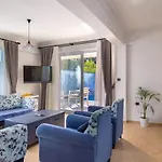 Villa Calis 3 Bedroom With Private Pool Hot Tub