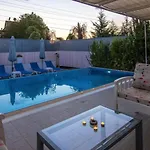 çalış 3 Bedroom With Private Pool Hot Tub