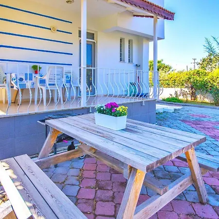 Calis 3 Bedroom With Private Pool Hot Tub Фетхие