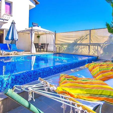 Calis 3 Bedroom With Private Pool Hot Tub Вилла