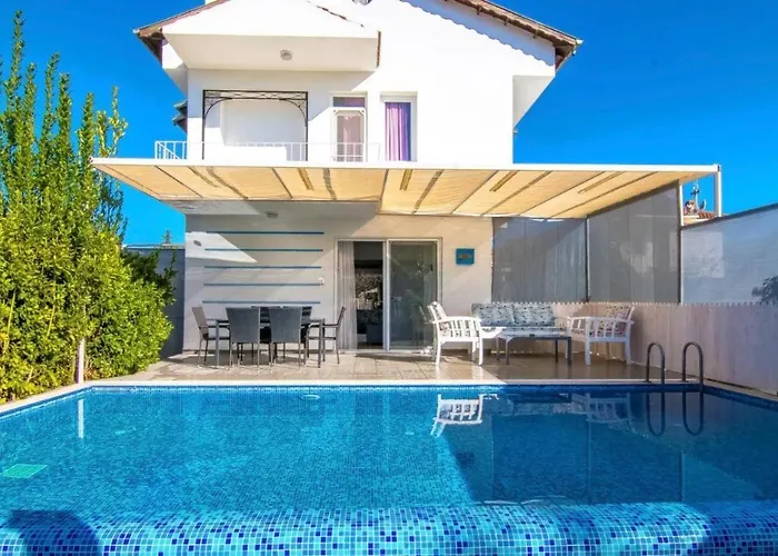 Вилла Calis 3 Bedroom With Private Pool Hot Tub *