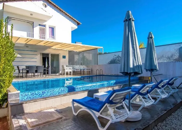Calis 3 Bedroom With Private Pool Hot Tub Вилла