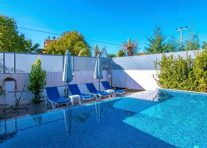 Вилла Calis 3 Bedroom With Private Pool Hot Tub Фетхие