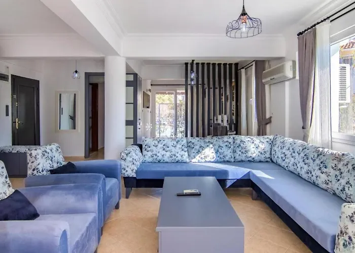 Calis 3 Bedroom With Private Pool Hot Tub Вилла *