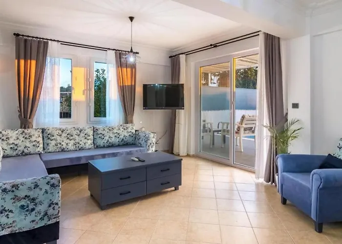 Calis 3 Bedroom With Private Pool Hot Tub * Фетхие
