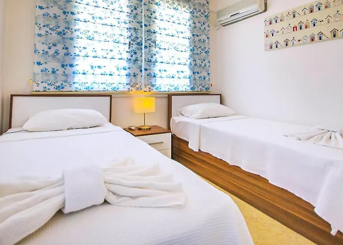 Calis 3 Bedroom With Private Pool Hot Tub Вилла Фетхие