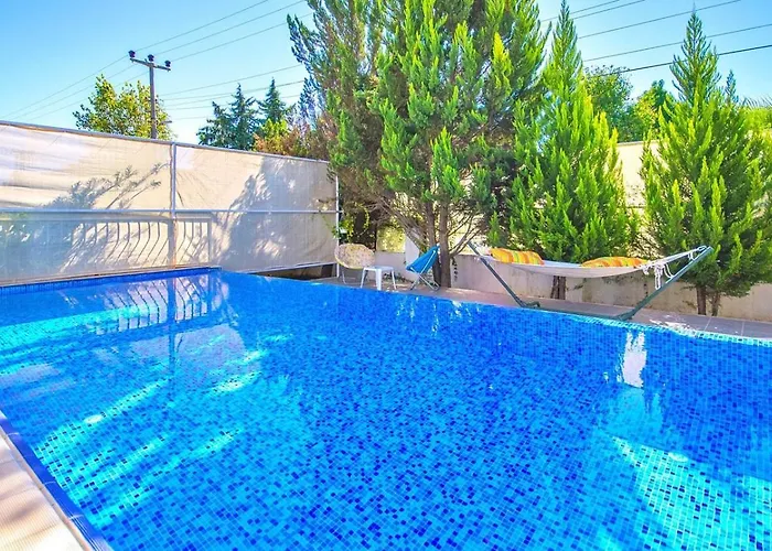 Calis 3 Bedroom With Private Pool Hot Tub Фетхие